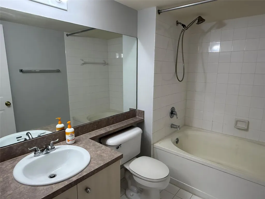 11165 SW 6th Street Pembroke Pines FL 33025
