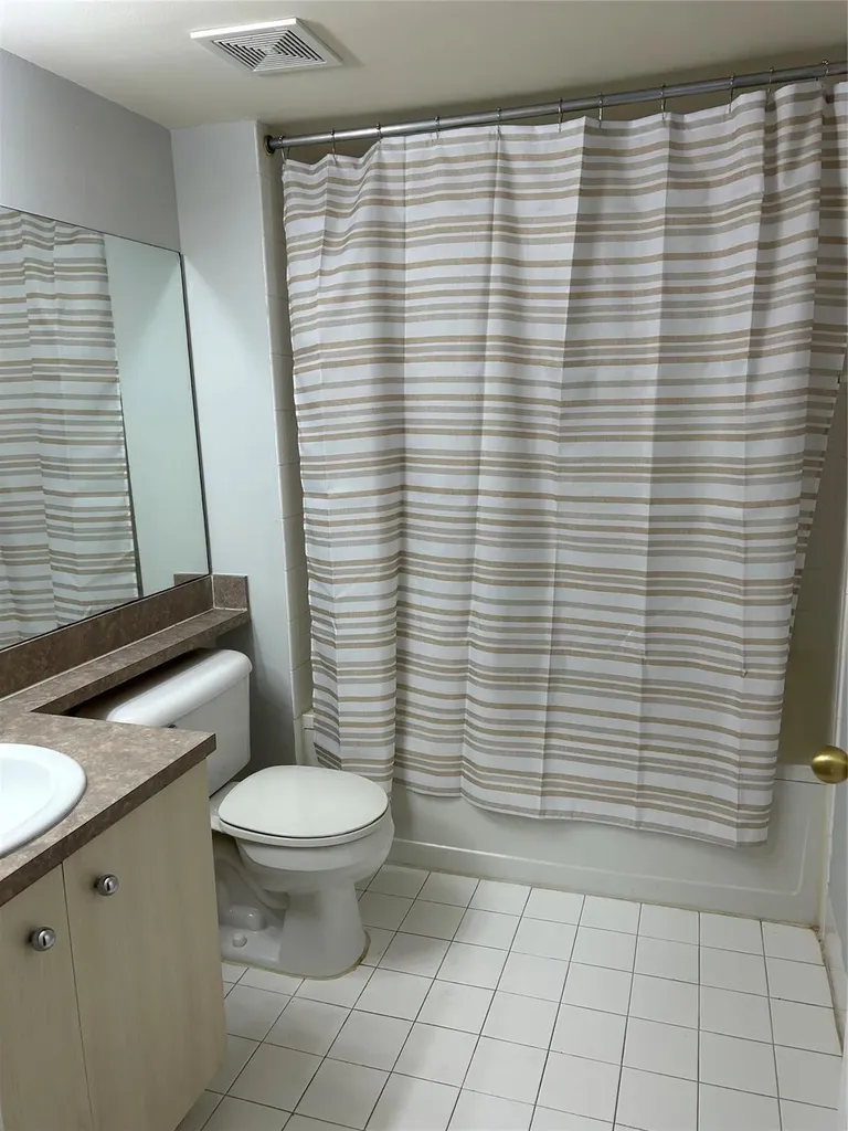 11165 SW 6th Street Pembroke Pines FL 33025