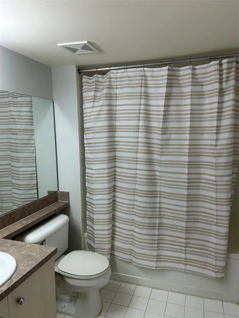 11165 SW 6th Street Pembroke Pines FL 33025