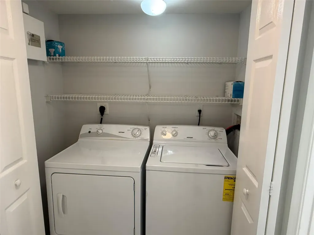 11165 SW 6th Street Pembroke Pines FL 33025