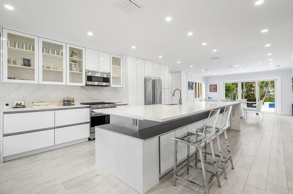 1733 Coral Gardens Drive Wilton Manors FL 33334