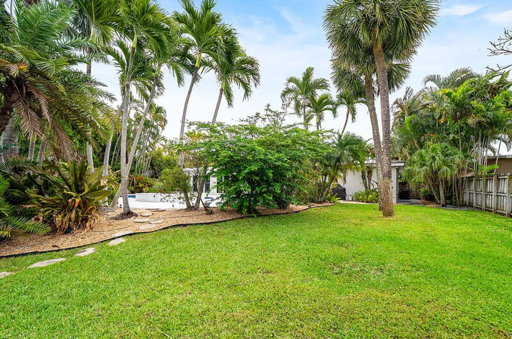 1733 Coral Gardens Drive Wilton Manors FL 33334