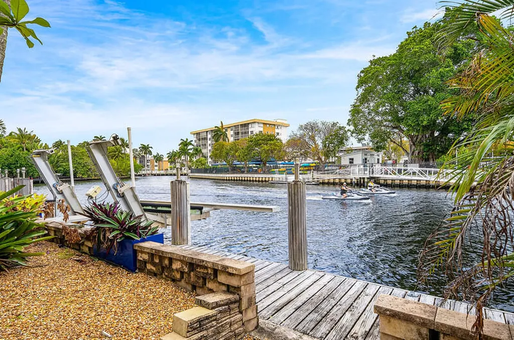 1733 Coral Gardens Drive Wilton Manors FL 33334