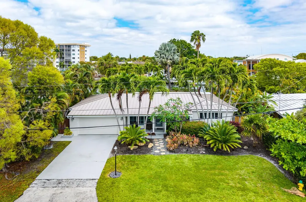 1733 Coral Gardens Drive Wilton Manors FL 33334
