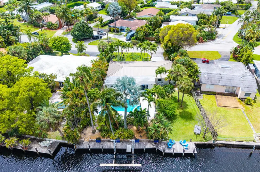 1733 Coral Gardens Drive Wilton Manors FL 33334