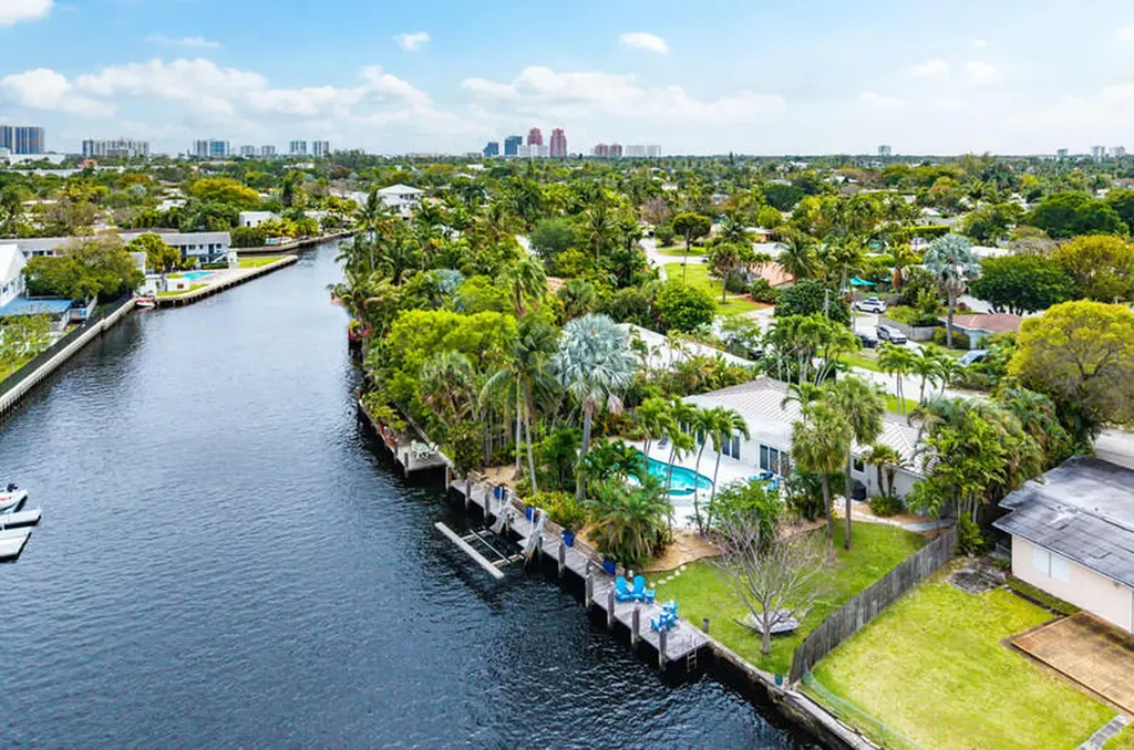 1733 Coral Gardens Drive Wilton Manors FL 33334