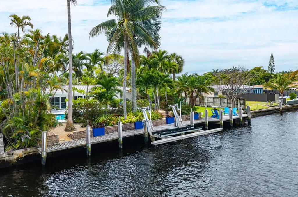 1733 Coral Gardens Drive Wilton Manors FL 33334