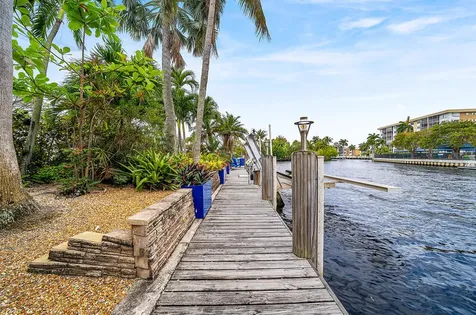 1733 Coral Gardens Drive Wilton Manors FL 33334