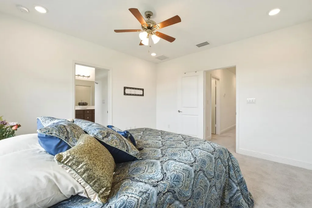 4364 Veleiros Avenue Deerfield Beach FL 33064