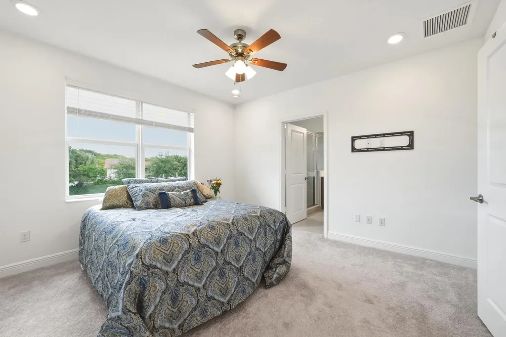 4364 Veleiros Avenue Deerfield Beach FL 33064
