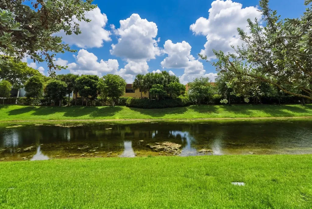 4364 Veleiros Avenue Deerfield Beach FL 33064