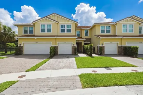 4364 Veleiros Avenue Deerfield Beach FL 33064