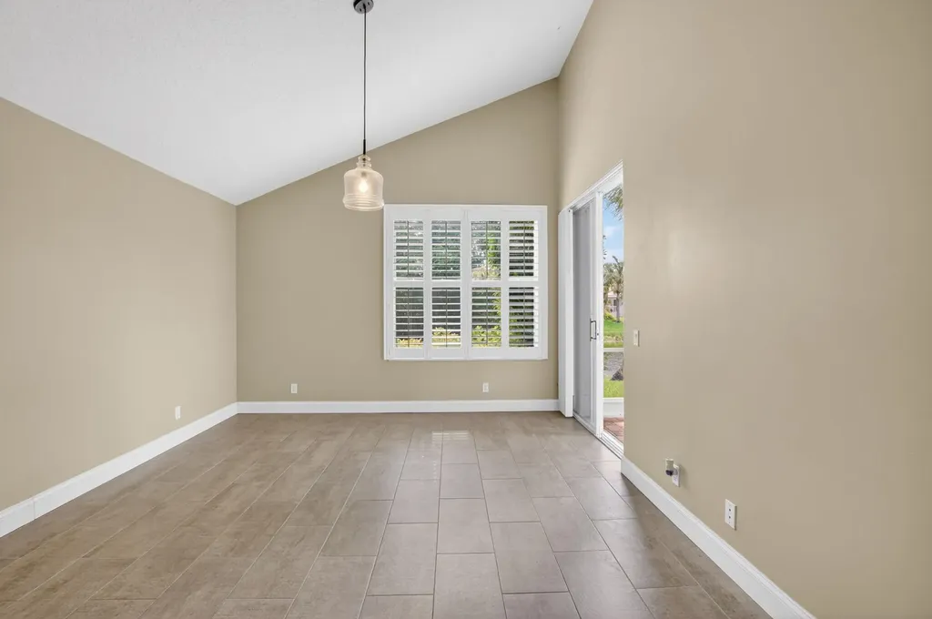 9336 Water Course Way Boynton Beach FL 33437