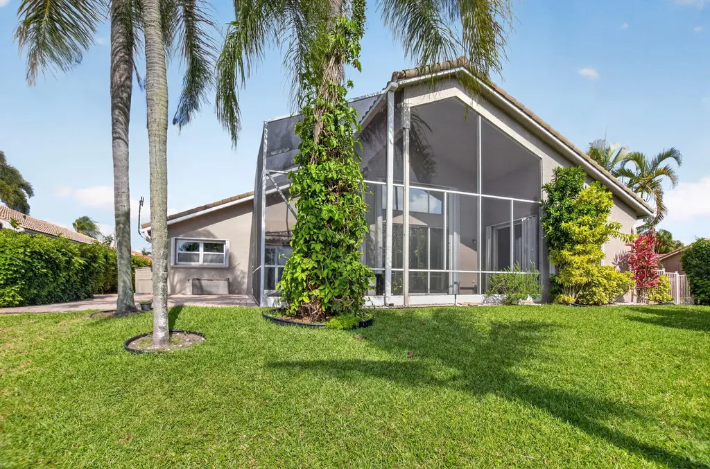 9336 Water Course Way Boynton Beach FL 33437