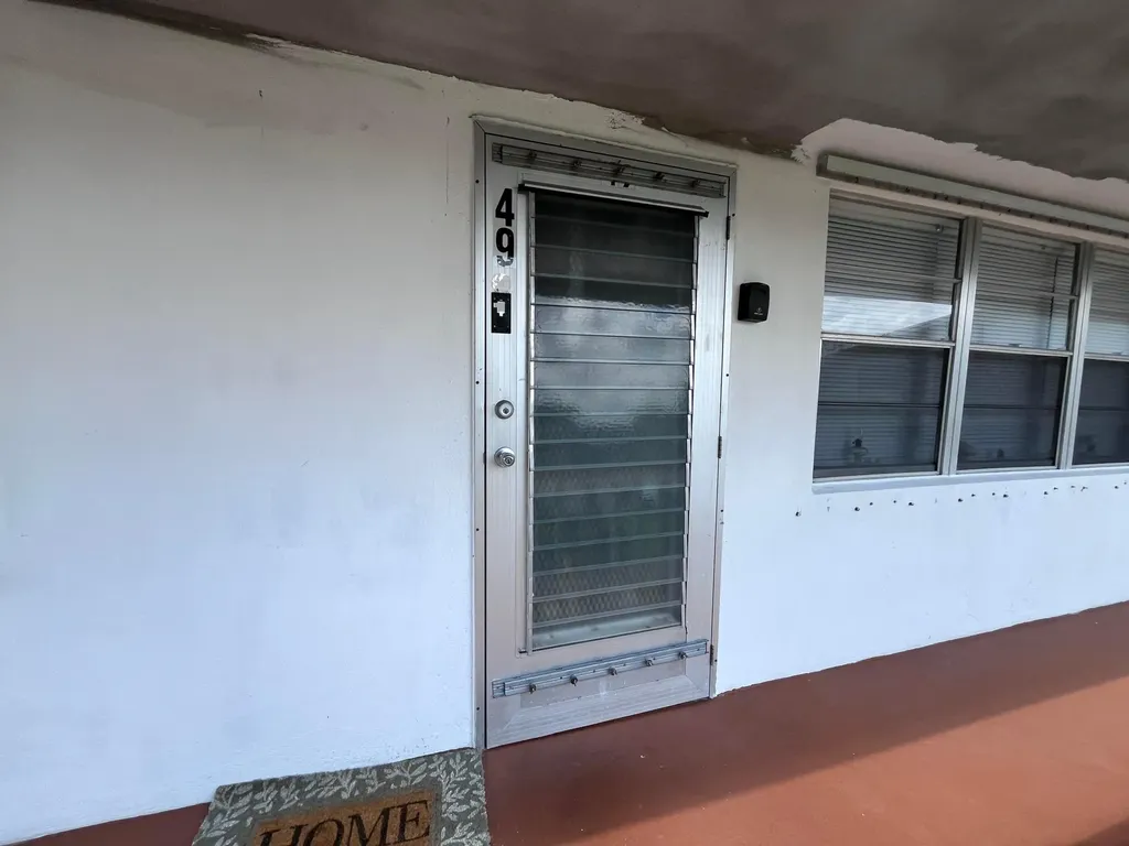 49 B Cambridge B West Palm Beach FL 33417