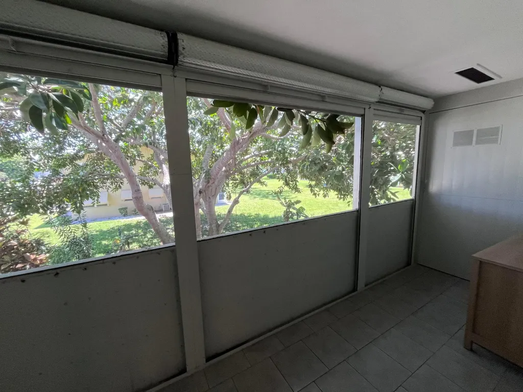 49 B Cambridge B West Palm Beach FL 33417
