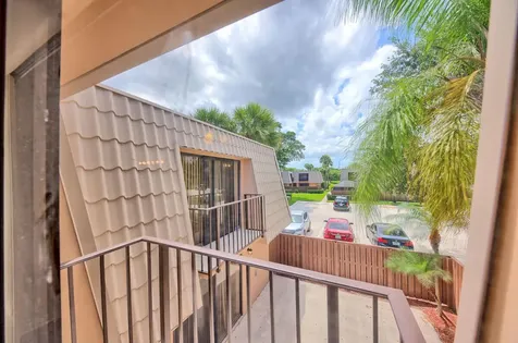 5731 57th Way West Palm Beach FL 33409