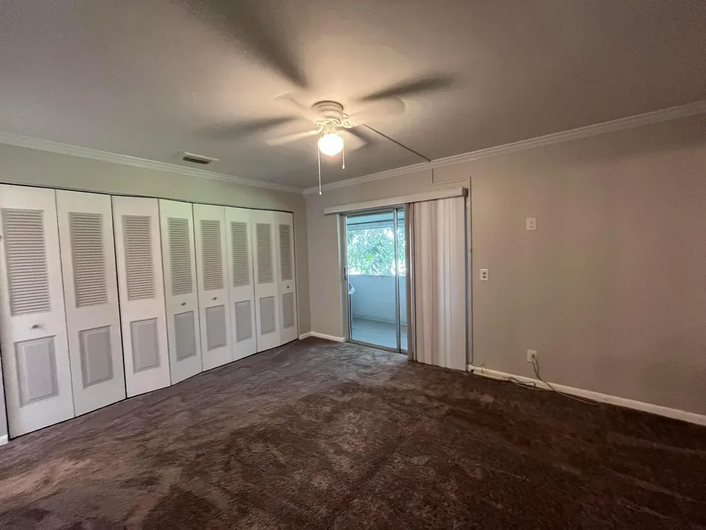 49 Cambridge B West Palm Beach FL 33417