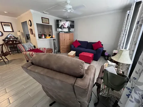 49 Cambridge B West Palm Beach FL 33417