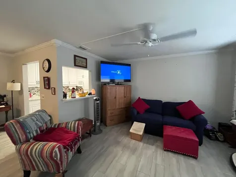49 Cambridge B West Palm Beach FL 33417