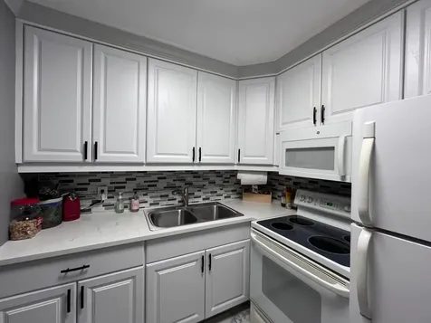 49 Cambridge B West Palm Beach FL 33417
