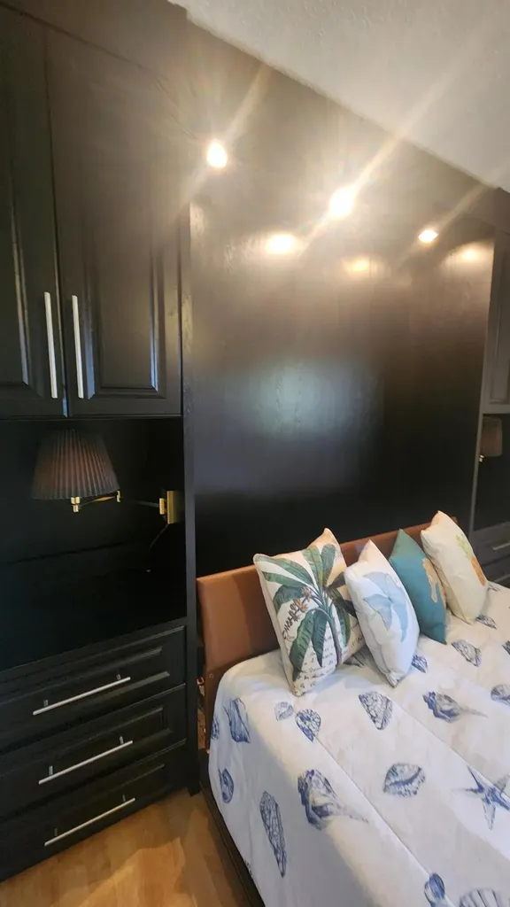 9935 N Belfort Circle Tamarac FL 33321