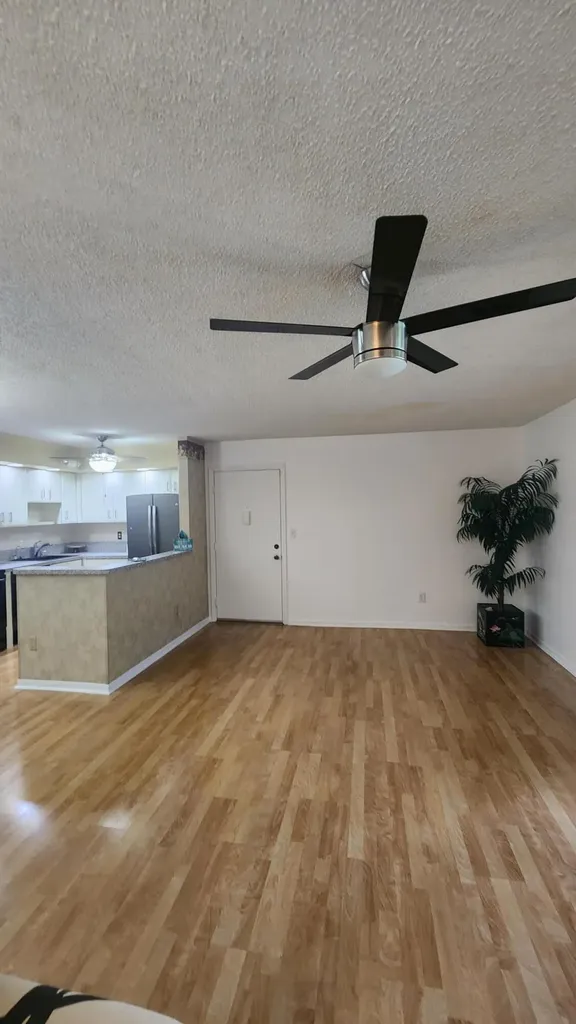 9935 N Belfort Circle Tamarac FL 33321
