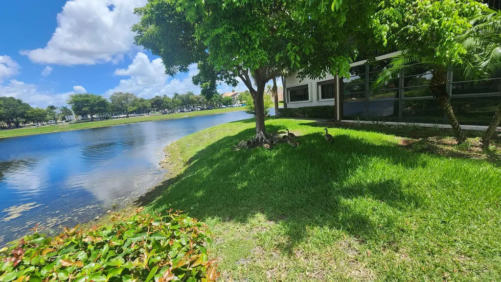 9935 N Belfort Circle Tamarac FL 33321