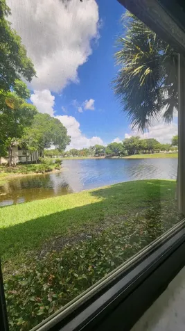 9935 N Belfort Circle Tamarac FL 33321