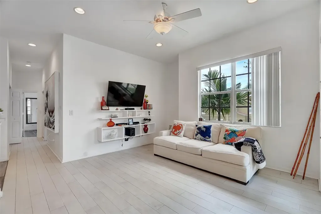 4941 E Bonsai Circle E Palm Beach Gardens FL 33418