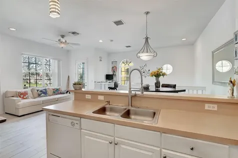 4941 E Bonsai Circle E Palm Beach Gardens FL 33418