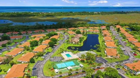 1221 S Lakes End Drive Fort Pierce FL 34982