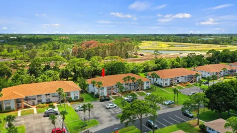 1221 S Lakes End Drive Fort Pierce FL 34982