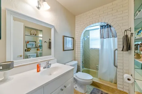 2705 SW 14th Court Deerfield Beach FL 33442