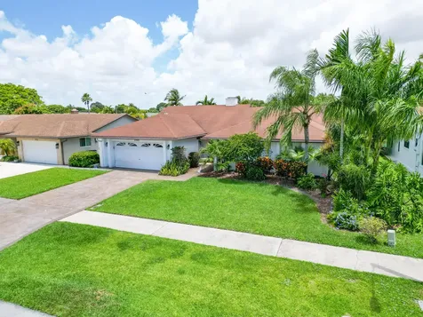 2705 SW 14th Court Deerfield Beach FL 33442