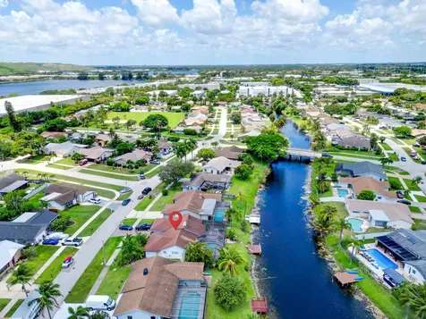 2705 SW 14th Court Deerfield Beach FL 33442