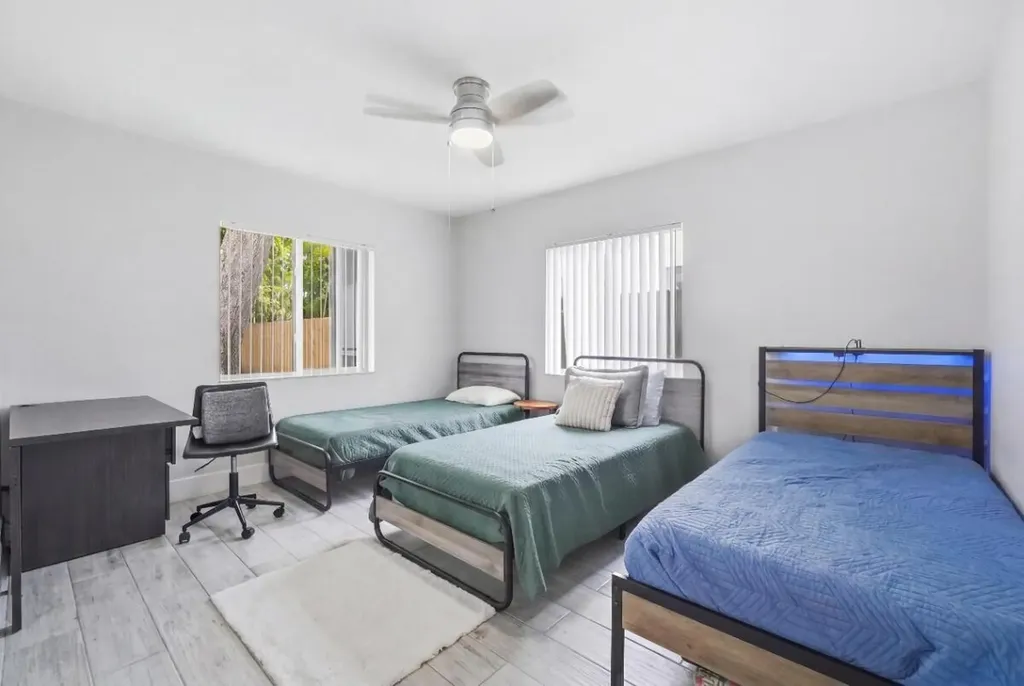 712 NE 10th Avenue Pompano Beach FL 33060