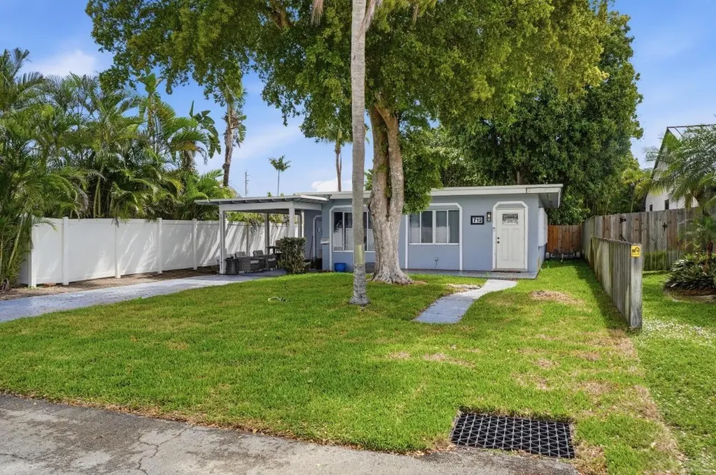 712 NE 10th Avenue Pompano Beach FL 33060