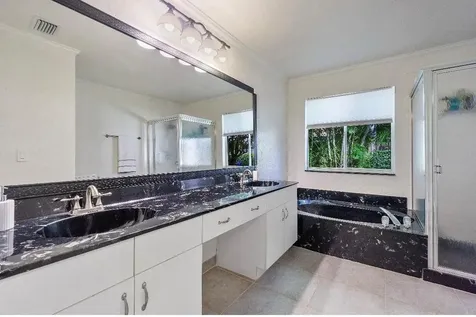 6165 NW 77th Place Parkland FL 33067