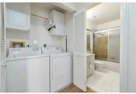 6165 NW 77th Place Parkland FL 33067