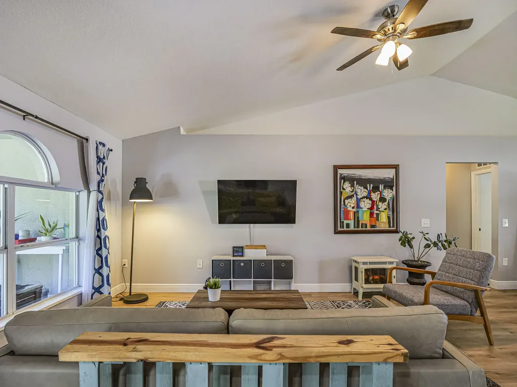 6029 Ridge Lake Circle Vero Beach FL 32967