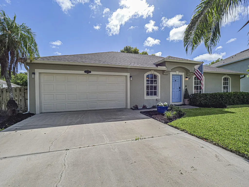 6029 Ridge Lake Circle Vero Beach FL 32967