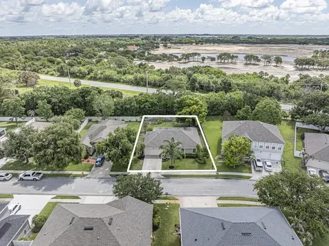 6029 Ridge Lake Circle Vero Beach FL 32967