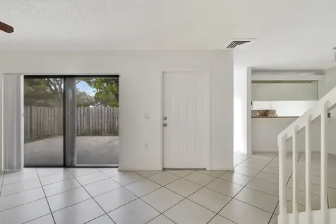 311 3rd Way West Palm Beach FL 33407