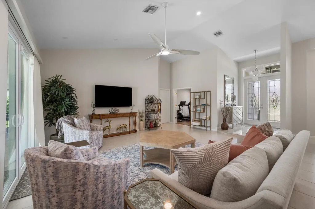 15880 Meadow Wood Drive Wellington FL 33414