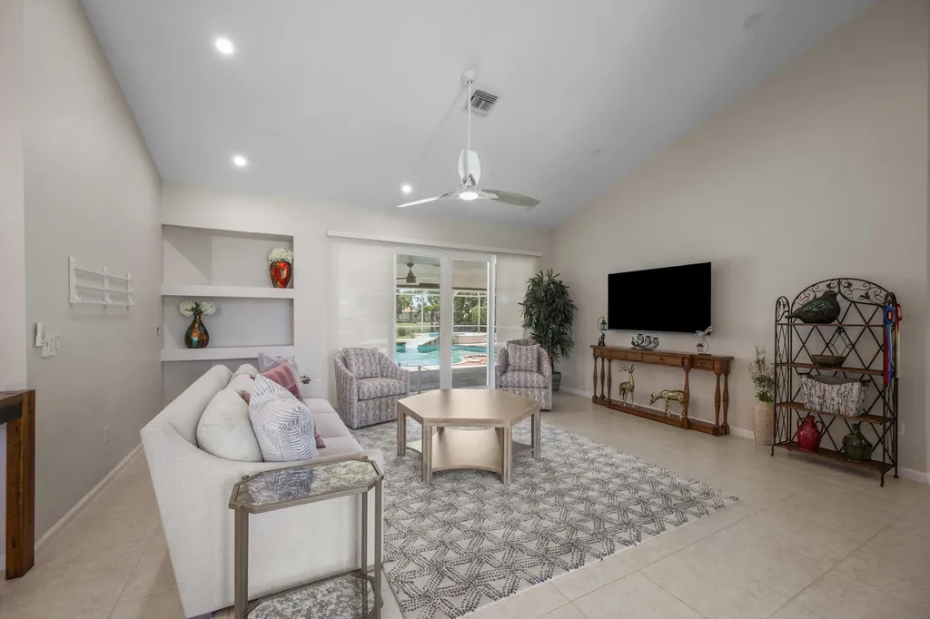 15880 Meadow Wood Drive Wellington FL 33414
