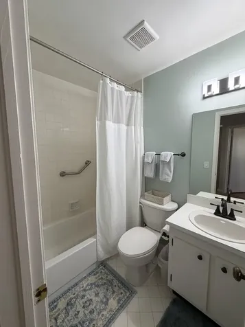 699 Deer Creek Corona Way Deerfield Beach FL 33442