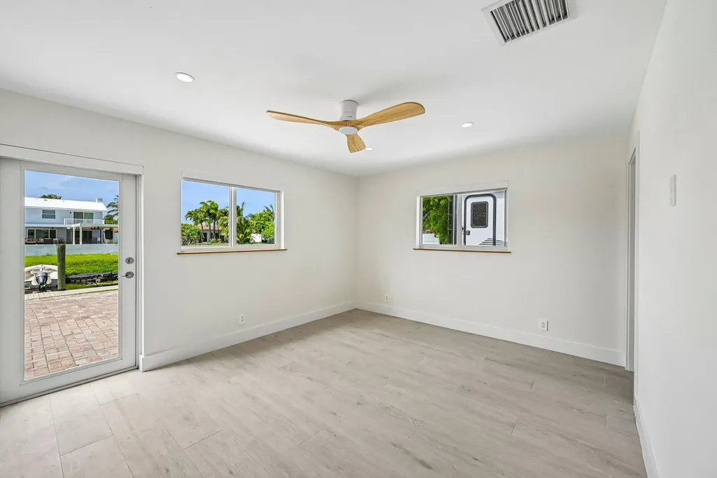 1051 SW 25th Avenue Boynton Beach FL 33426