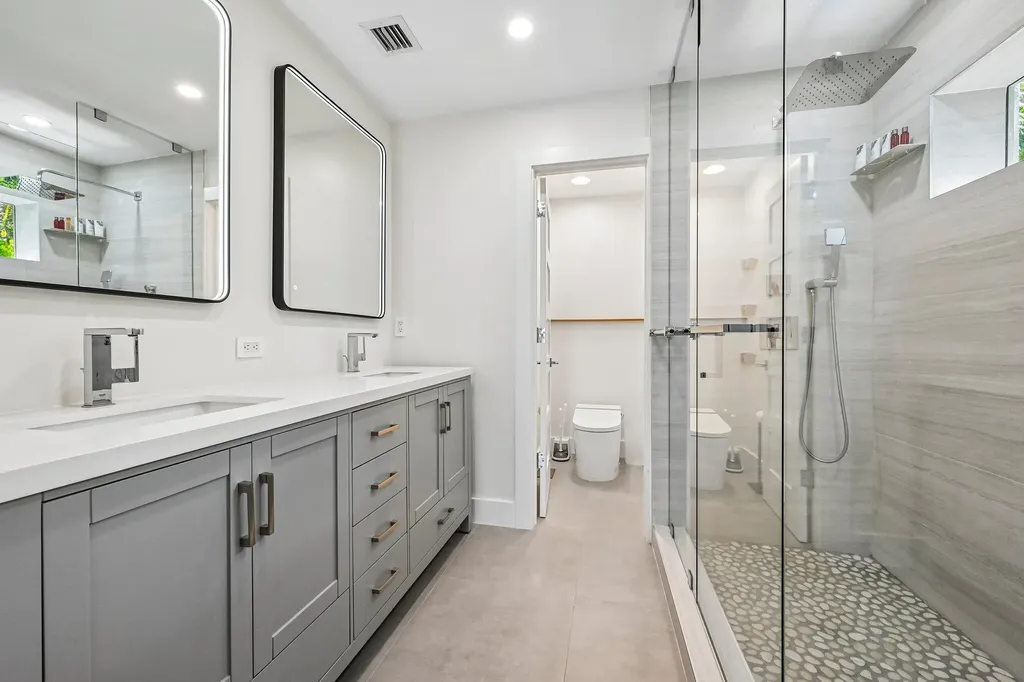 1051 SW 25th Avenue Boynton Beach FL 33426