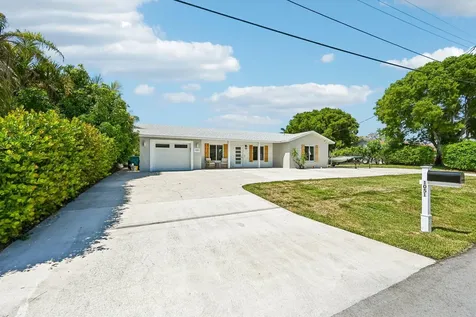 1051 SW 25th Avenue Boynton Beach FL 33426